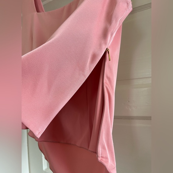 NWT Donna Karan Women’s Sleeveless Square-Neck Drape Front Satin Top Size Large - Picture 4 of 8